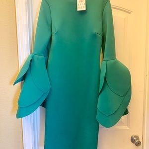 Bodycon dress with layered ruffled sleeves